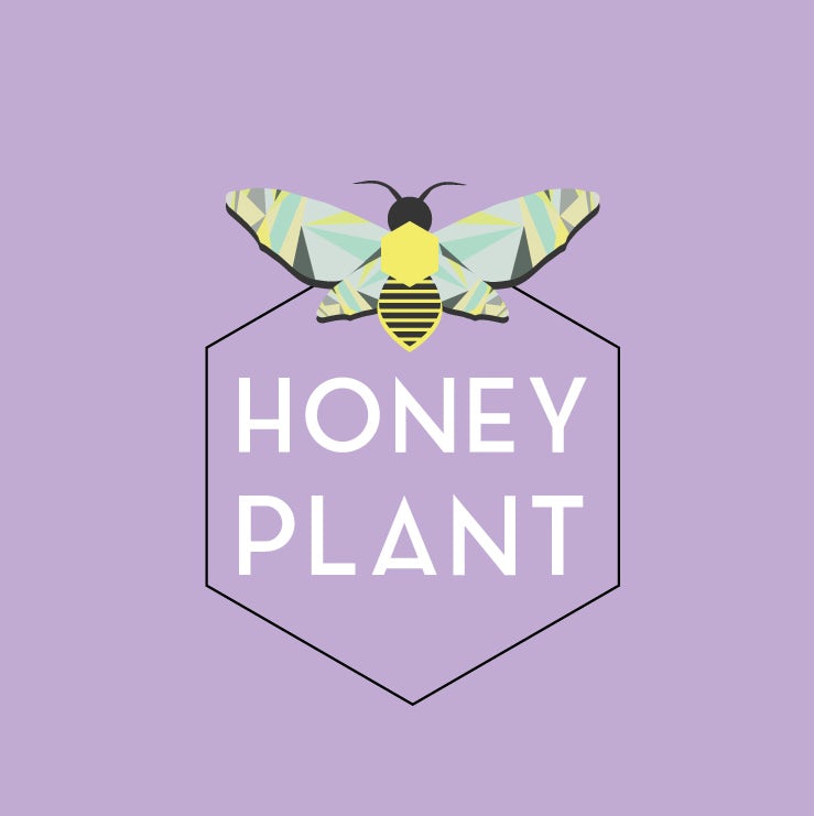  шестиугольный логотип с изображением пчелы и надписью «Honey Plant» "width =" 739 "height =" 741 