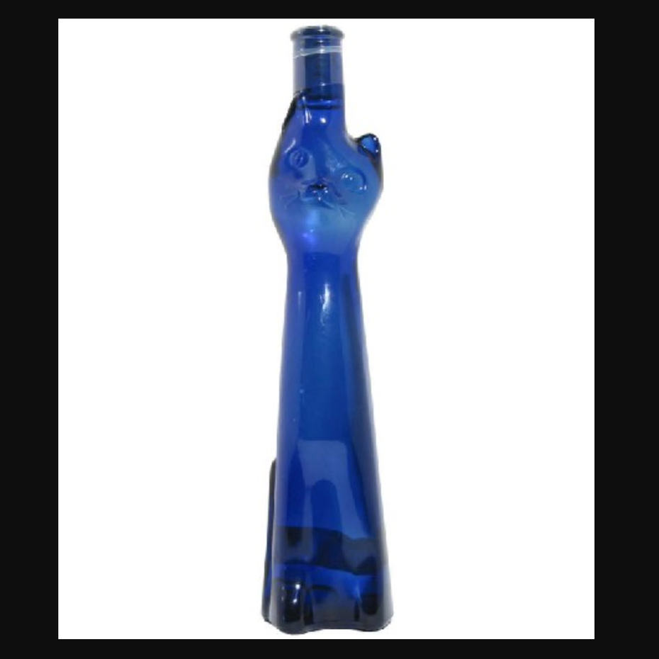  синяя винная бутылка в форме кошки 