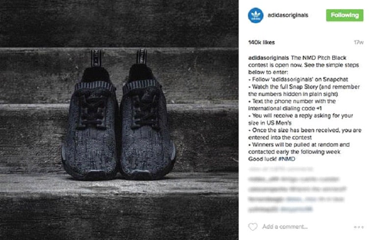  Скриншот из Instagram с кроссовками Adidas NMD Pitch Black и инструкциями по розыгрышу "width =" 761 "height =" 490 "/> 
 
<figcaption> Via Adidas </figcaption></figure>
<p> Из более чем 16 миллионов Подписчики Instagram, 100 выиграли пару кроссовок — из общего числа произведенных 500. Создав этот розыгрыш, Adidas сделал больше, чем просто продвигал новый выпуск и создавал ажиотаж, — они привлекли тонну трафика на свой аккаунт Snapchat. </p>
<p> Планируя свою вирусную маркетинговую кампанию, подумайте, на каких платформах работают ваши подписчики и где ваше сообщение, скорее всего, будет распространено. Для очень визуальной кампании Instagram — простой выбор. Но для чего-то, где видео лучше всего захватывает вашу кампанию, например Ice Bucket Challenge, вам лучше всего использовать платформу, предназначенную для видео, такую ​​как Youtube или TikTok (и да, мы знаем, что вы можете публиковать видео в Instagram … но есть разница между фото платформа, на которой вы можете публиковать видео и платформы <em>разработанные и оптимизированные </em> для публикации видео.) </p>
<p> Одна из ключевых стратегий успеха вирусного маркетинга — это партнерство с влиятельными лицами, которым ваша аудитория уделяет наибольшее внимание. Если они следят за определенными ютуберами, работайте с ними, чтобы зажечь огонь, который в идеале вызовет бурю вашей кампании. <br /> <a name=