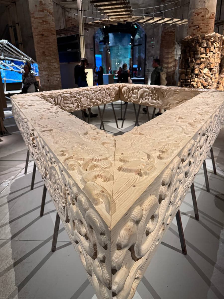 Чем запомнилась Венецианская архитектурная биеннале 2025: дневники Анны Сысоевой