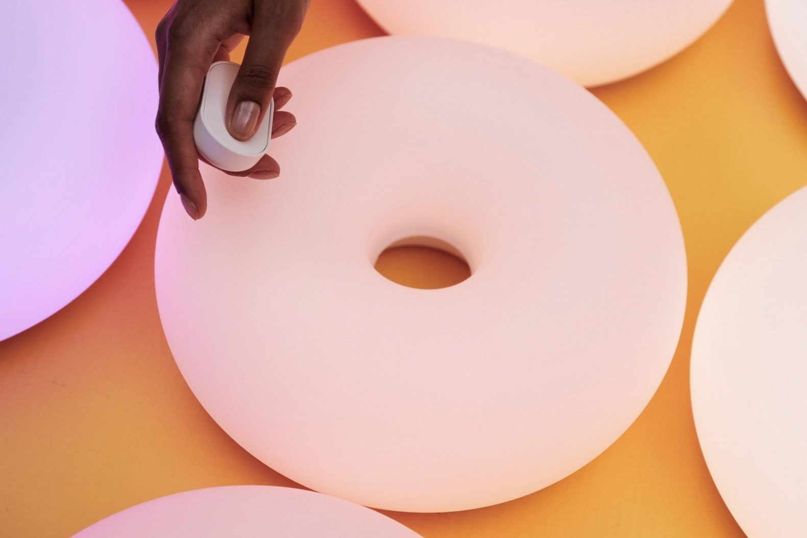 IKEA представила новую версию лампы Varmblixt по дизайну Сабин Марселис