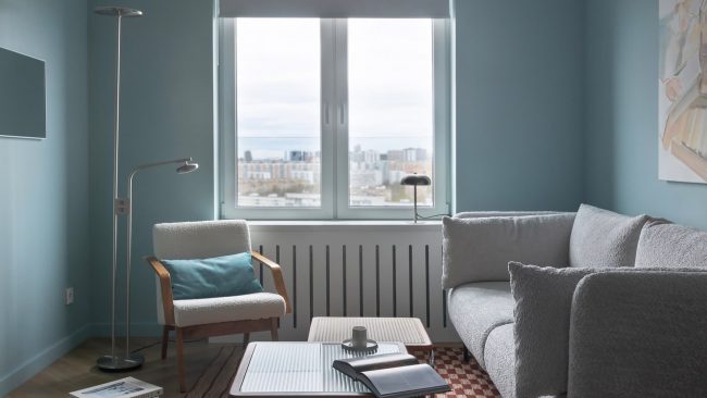 Цветовые акценты в интерьере с отсылками к эстетике 60-х годов
